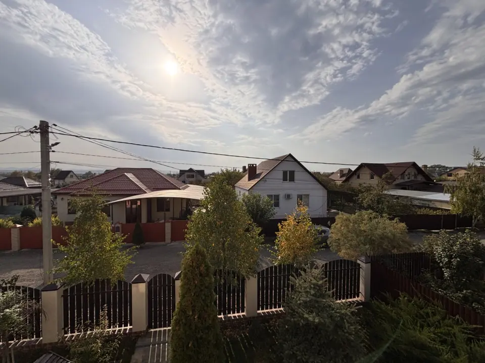 2-этажный дом, 184,9 м² на 6 сот. в Крымске