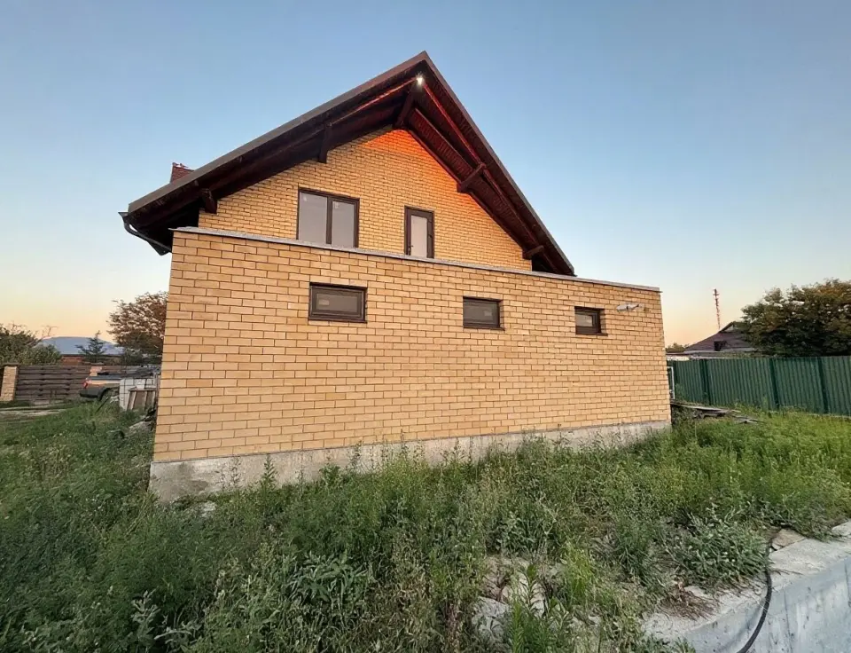 2-этажный дом, 195 м² на 11 сот. в Крымске