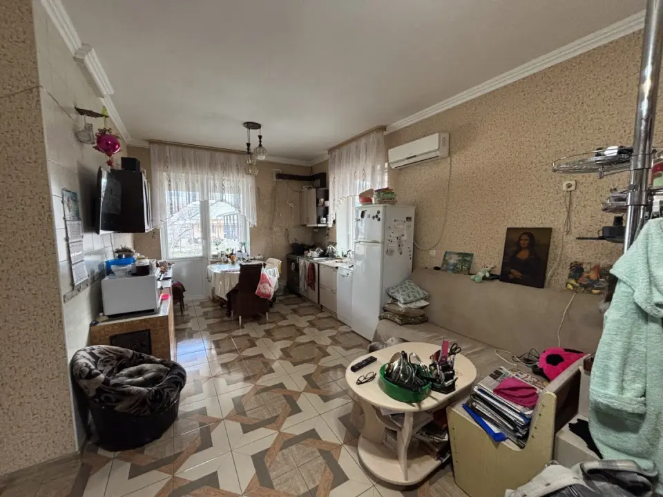 Гостиница, 600 м² в Крымске