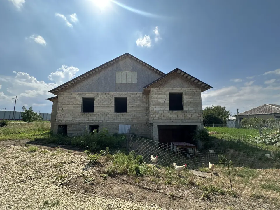 2-этажный дом, 200 м² на 6 сот. в Варениковская ст-це