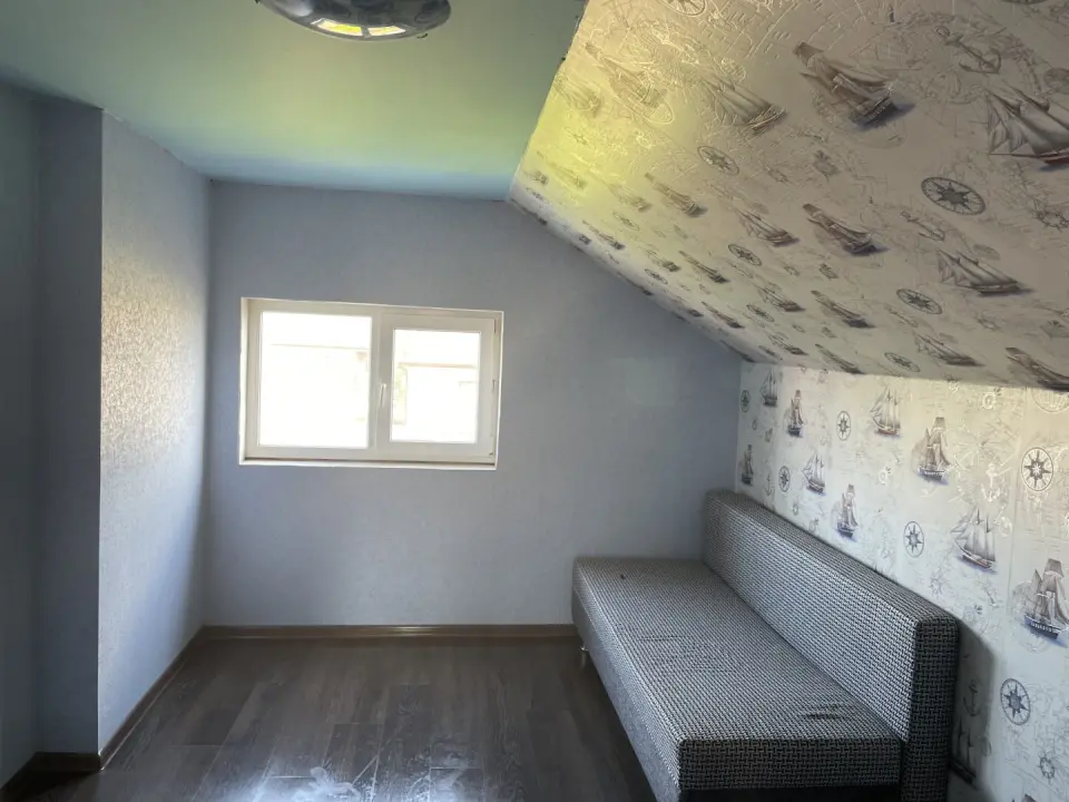 3-этажный дом, 149 м² на 6 сот. в Крымске