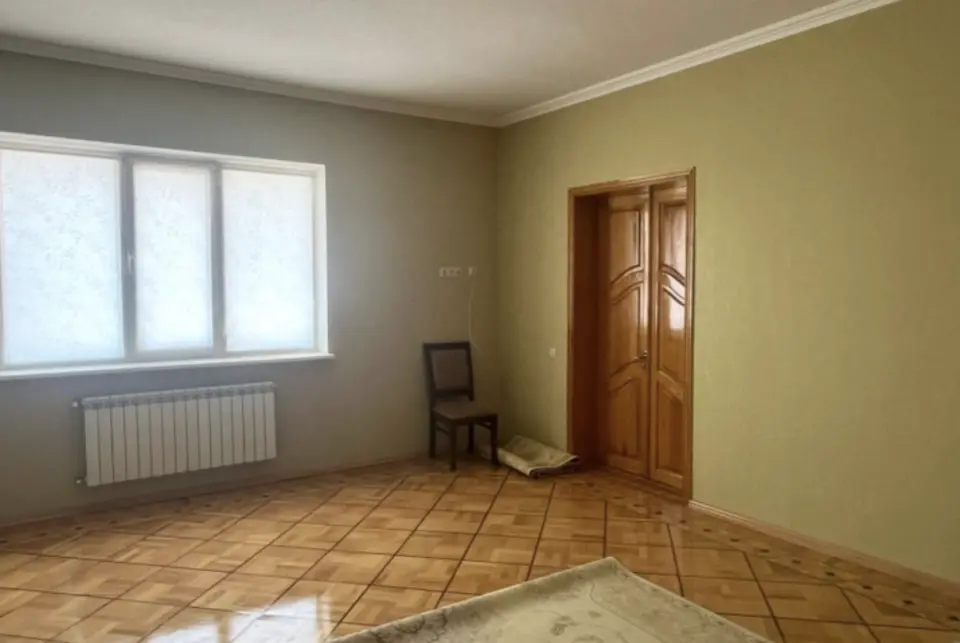 2-этажный дом, 363 м² на 20 сот. в Новоукраинский х.