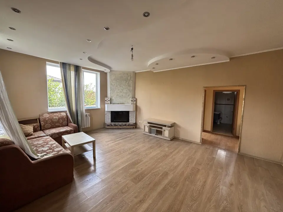 2-этажный дом, 240 м² на 6 сот. в Крымске