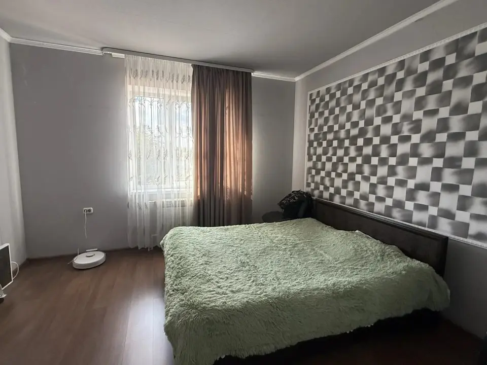 2-этажный дом, 342,5 м² на 8 сот. в Крымске