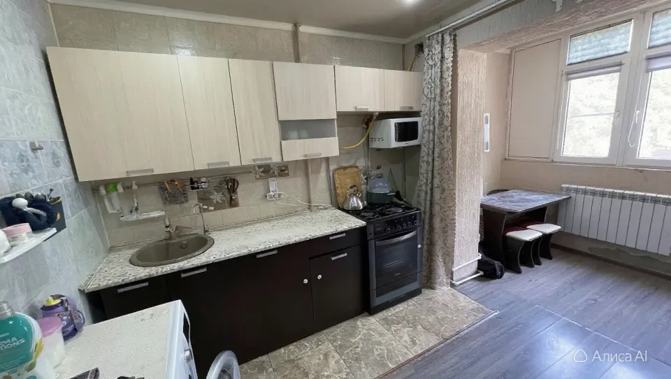 2-комн. квартира, 50,8 м² в Крымске