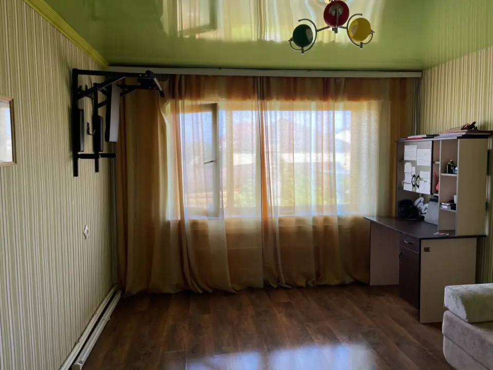 3-этажный дом, 149 м² на 6 сот. в Крымске