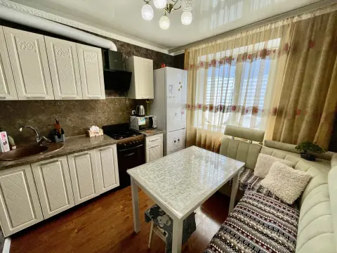 2-комн. квартира, 49,8 м², 5/5 этаж