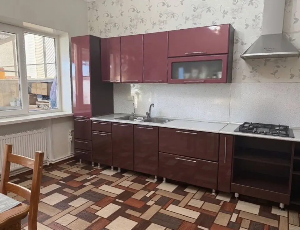 1-этажный дом, 100 м² на 7 сот. в Крымске
