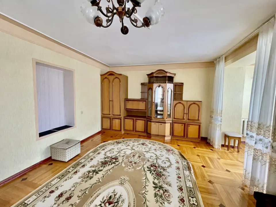 2-комн. квартира, 70,7 м² в Крымске