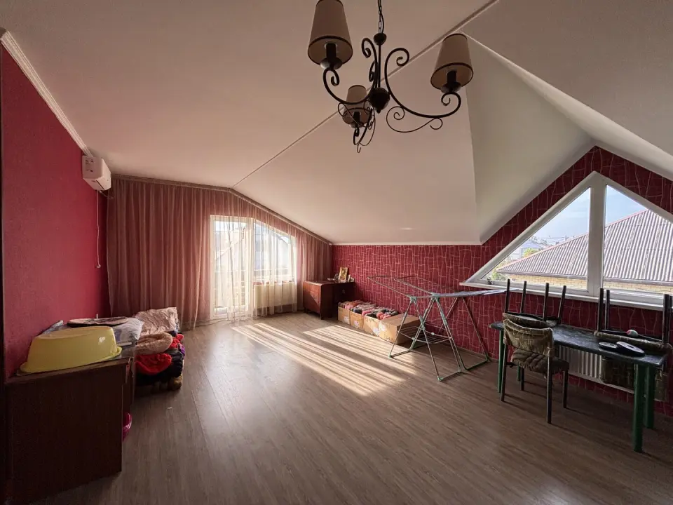 2-этажный дом, 184,9 м² на 6 сот. в Крымске