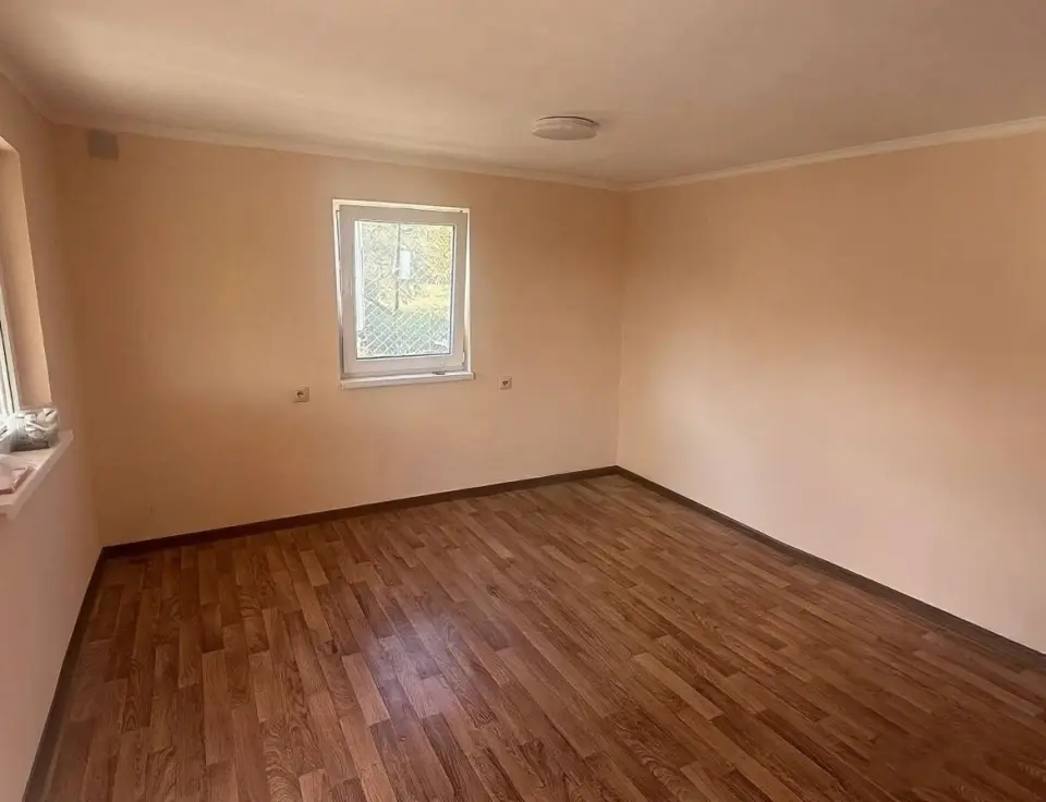 1-этажная дача, 16 м² на 5 сот. в сдт Дружба тер.