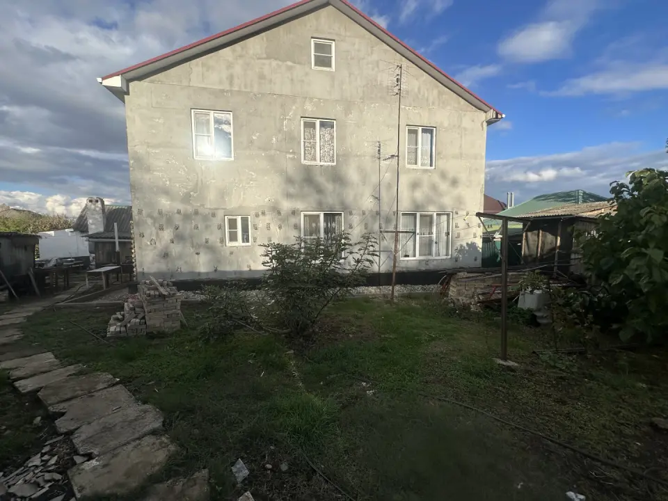 2-этажный дом, 248,3 м² на 13,4 сот. в Крымске