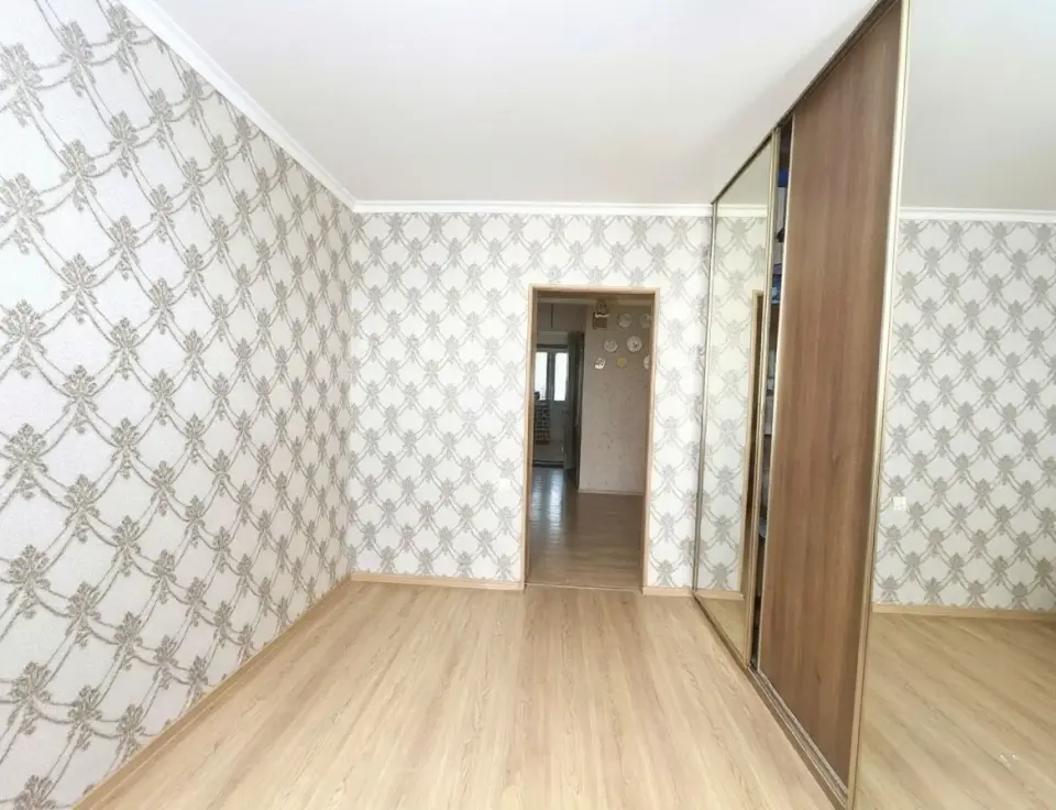3-комн. квартира, 69 м² в Крымске