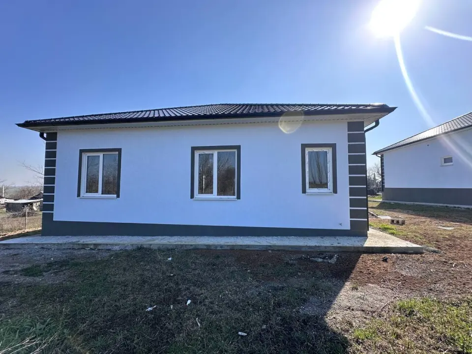 1-этажный дом, 100 м² на 8,3 сот. в Молдаванском