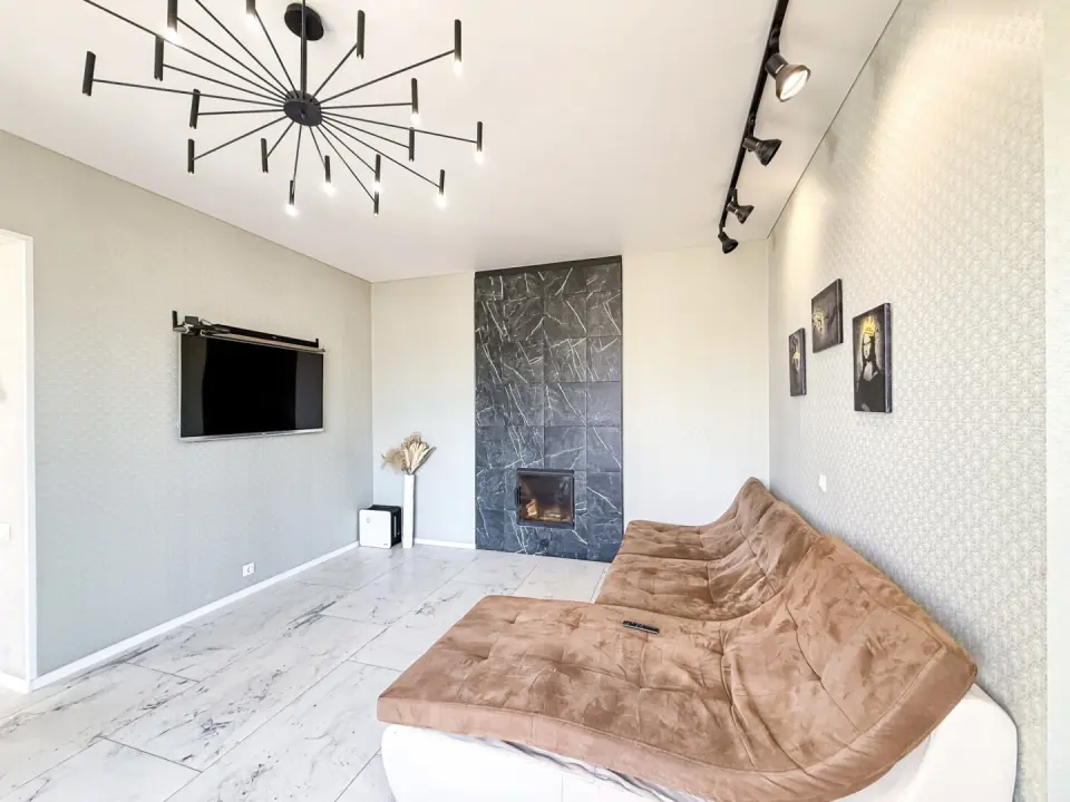 2-этажный дом, 220 м² на 6 сот. в Крымске