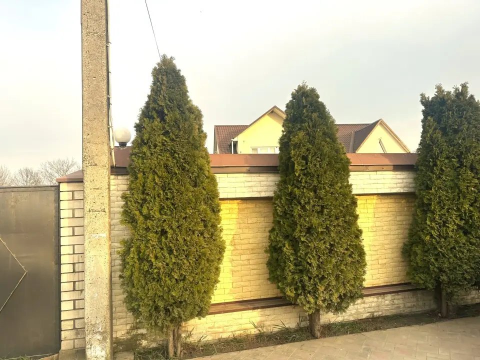 2-этажный дом, 330 м² на 9 сот. в Крымске
