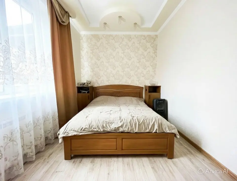 2-этажный дом, 230 м² на 5 сот. в Крымске