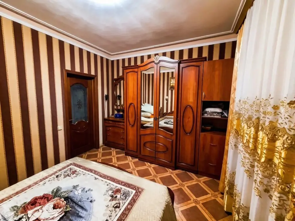 2-этажный дом, 251 м² на 5,1 сот. в Крымске