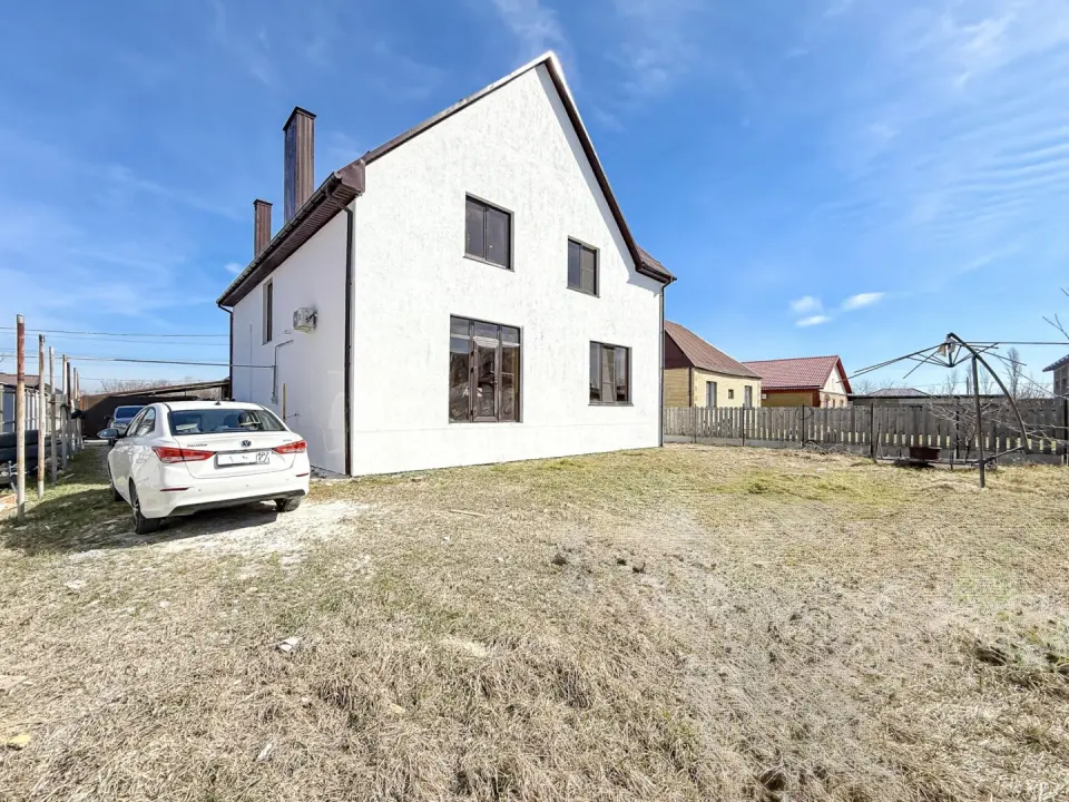 2-этажный дом, 220 м² на 6 сот. в Крымске