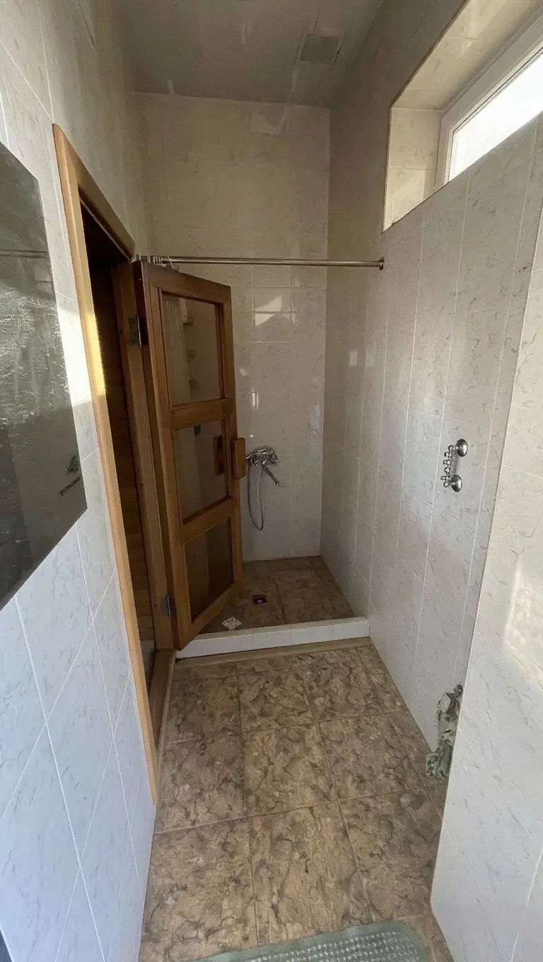2-этажный дом, 304,8 м² на 9,6 сот. в Крымске