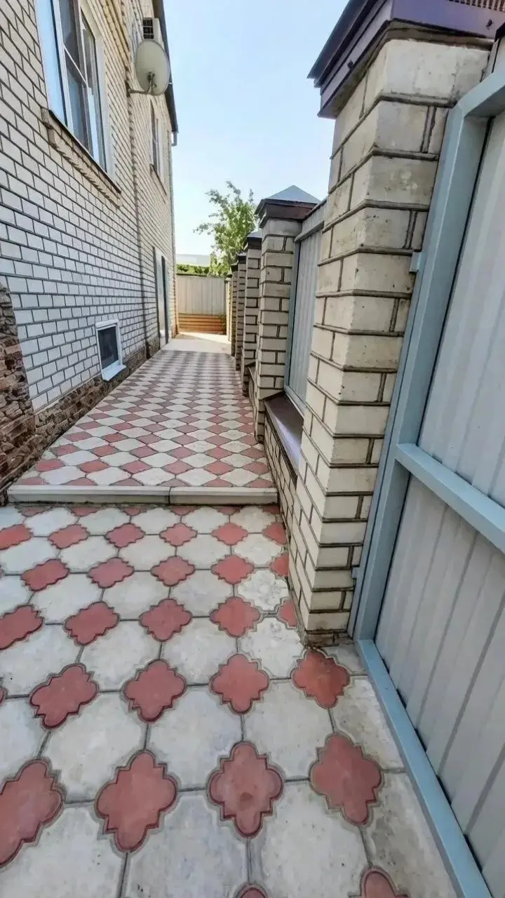 2-этажный дом, 251 м² на 5,1 сот. в Крымске