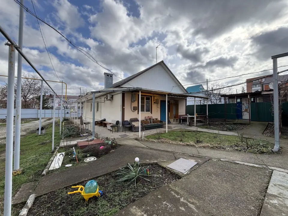 Гостиница, 600 м² в Крымске
