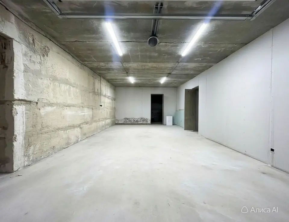 3-этажный дом, 400 м² на 9 сот. в Крымске