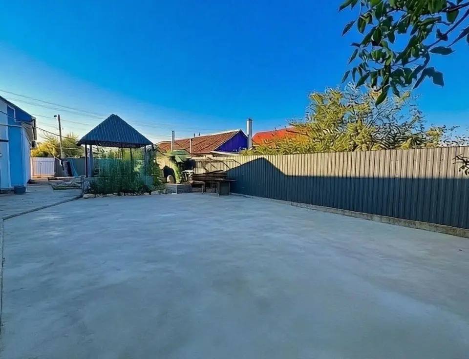 2-этажный дом, 120 м² на 25 сот. в Черноморский х.