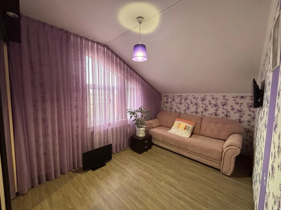 2-этажный дом, 184,9 м² на 6 сот. в Крымске