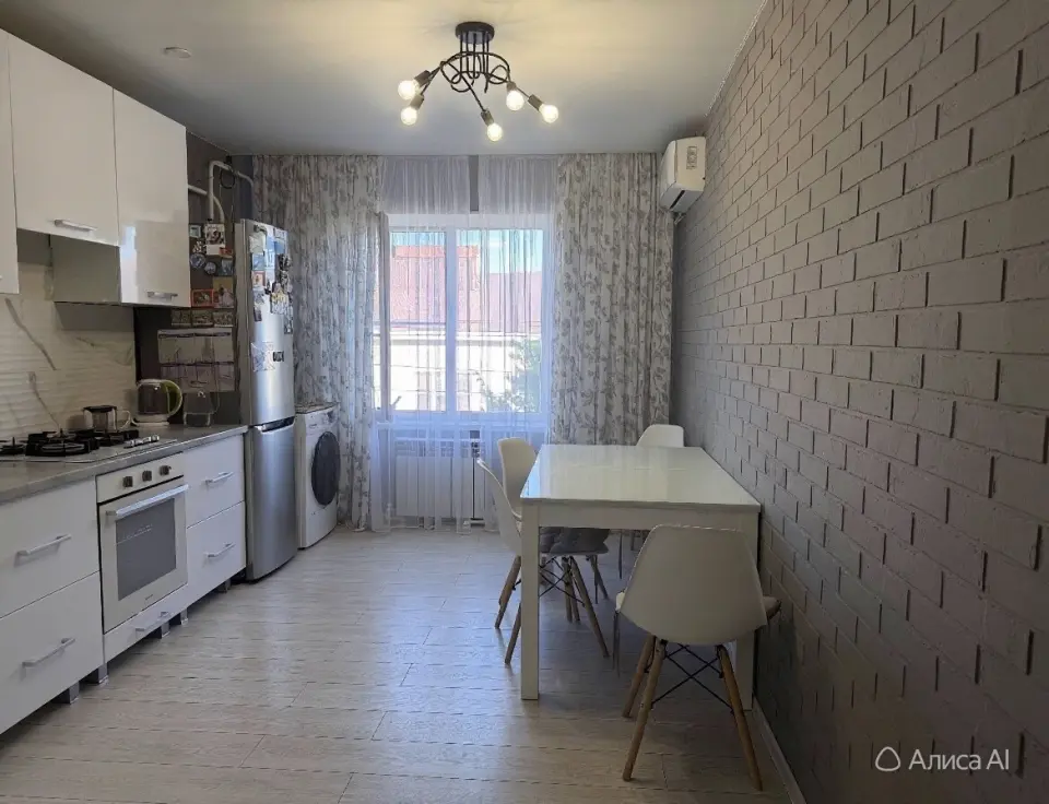 2-комн. квартира, 60,9 м² в Крымске