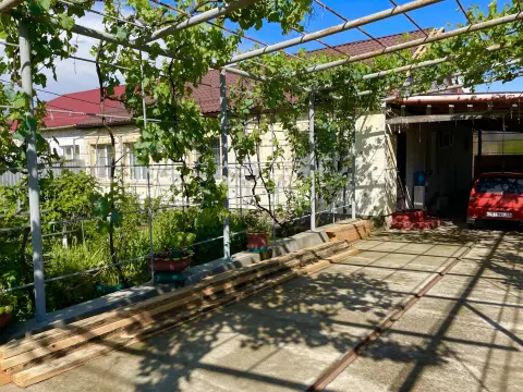 Дом, 99,5 м², 15 сот.