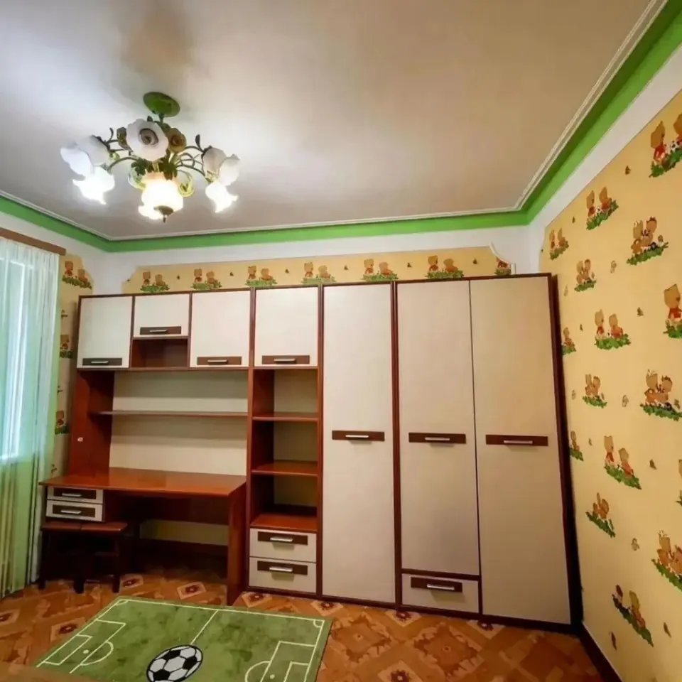 2-этажный дом, 251 м² на 5,1 сот. в Крымске