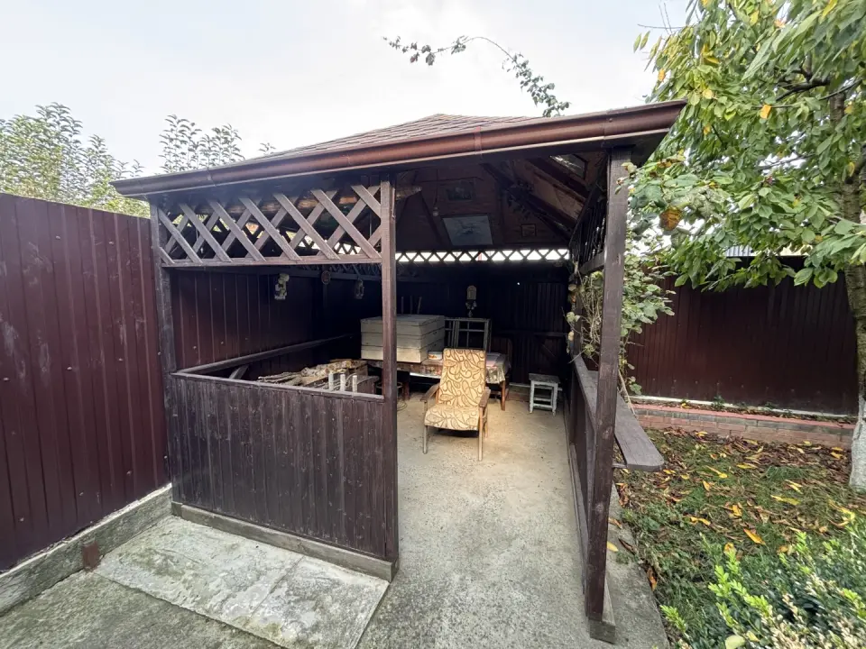 2-этажный дом, 184,9 м² на 6 сот. в Крымске