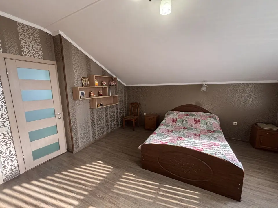 2-этажный дом, 184,9 м² на 6 сот. в Крымске