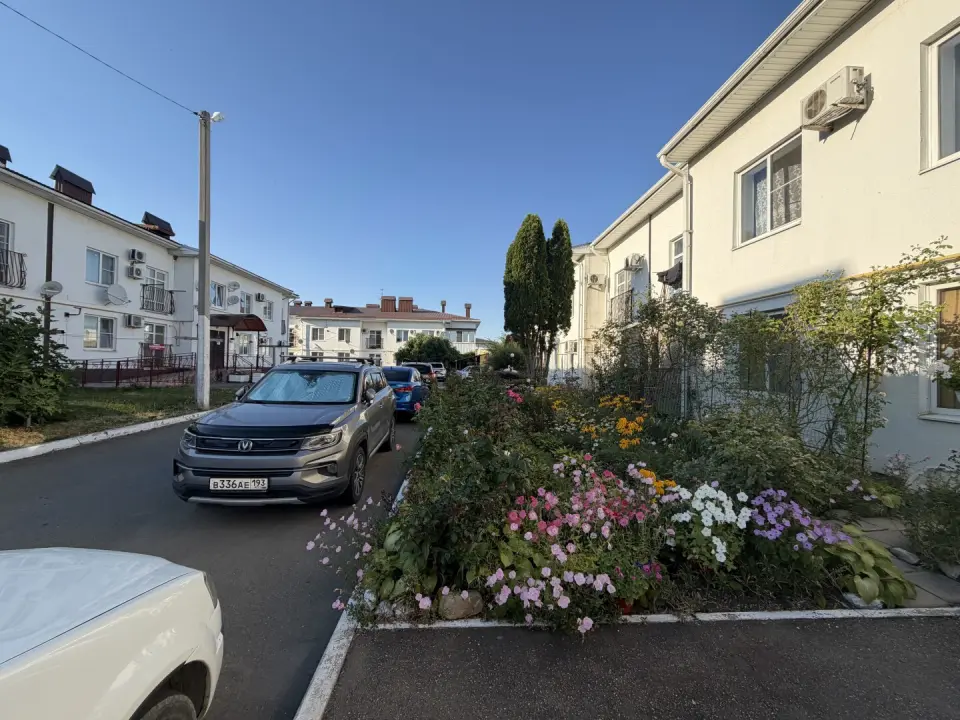 2-комн. квартира, 60,9 м² в Крымске