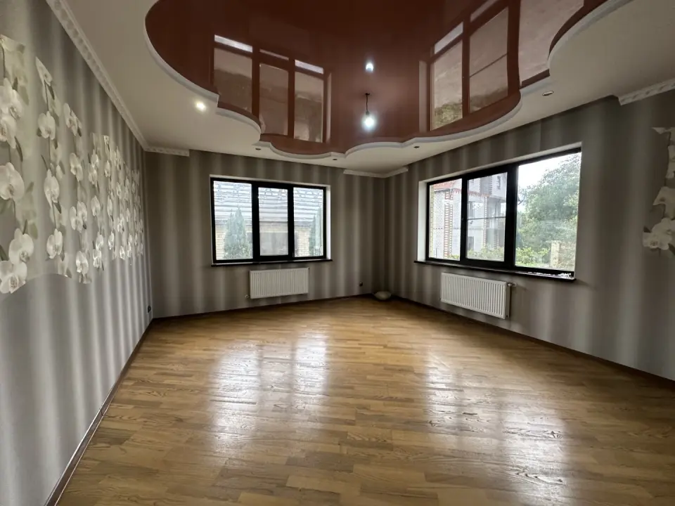 2-этажный дом, 200 м² на 11 сот. в Нижнебаканская ст-це