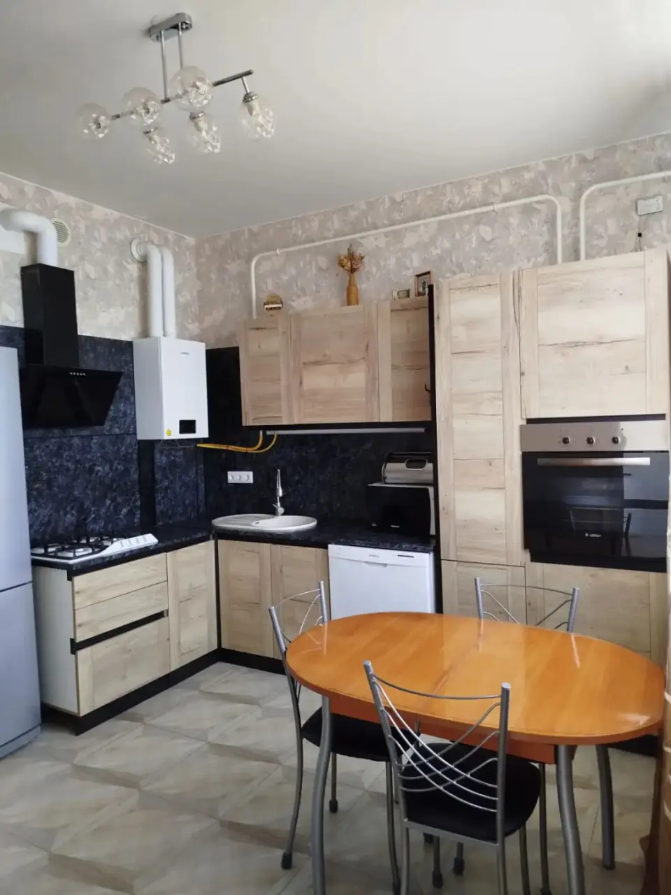 2-комн. квартира, 56,1 м² в Крымске