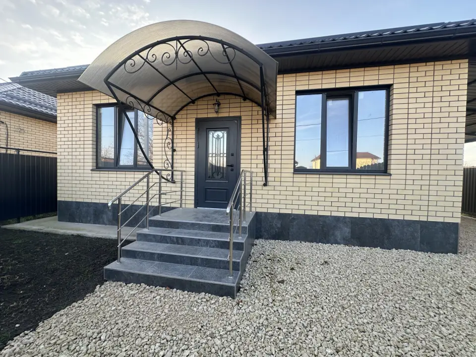 1-этажный дом, 100 м² на 4,5 сот. в Варениковская ст-це