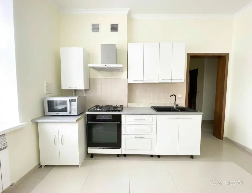 2-этажный дом, 230 м² на 5 сот. в Крымске