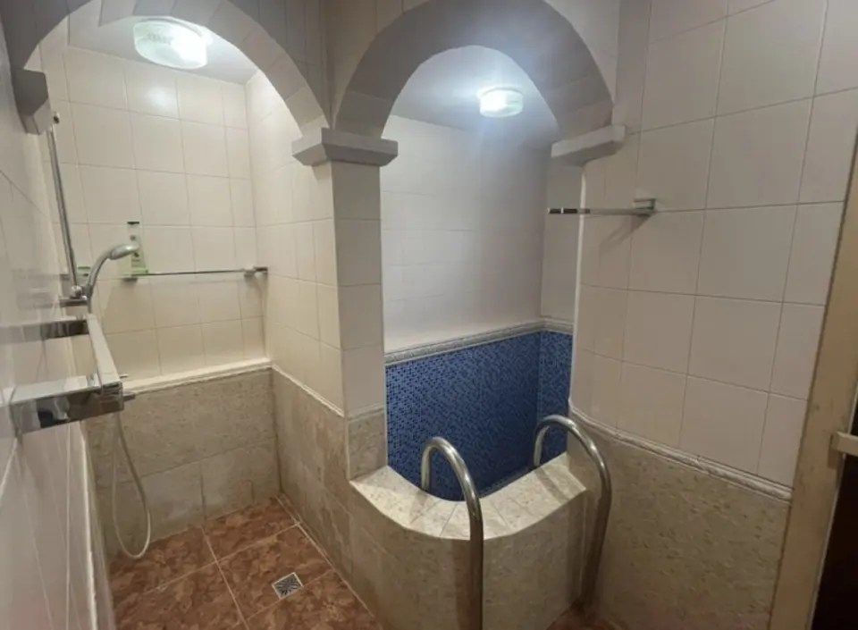 2-этажный дом, 363 м² на 20 сот. в Новоукраинский х.