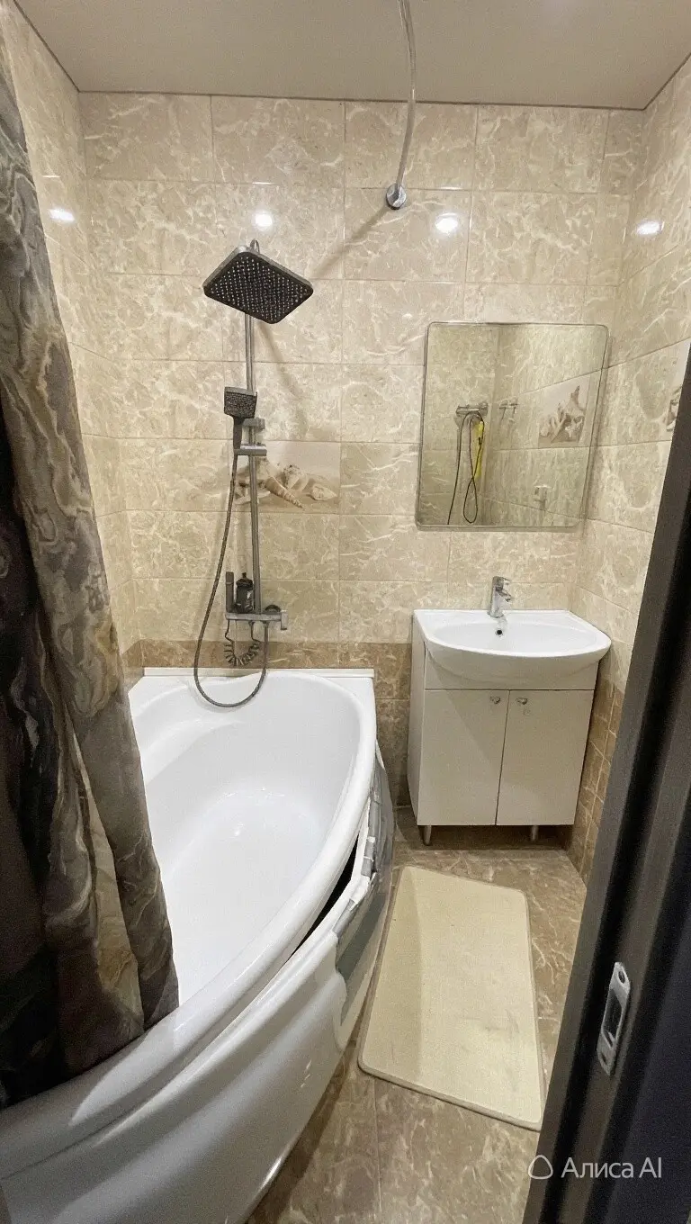 2-комн. квартира, 50,8 м² в Крымске