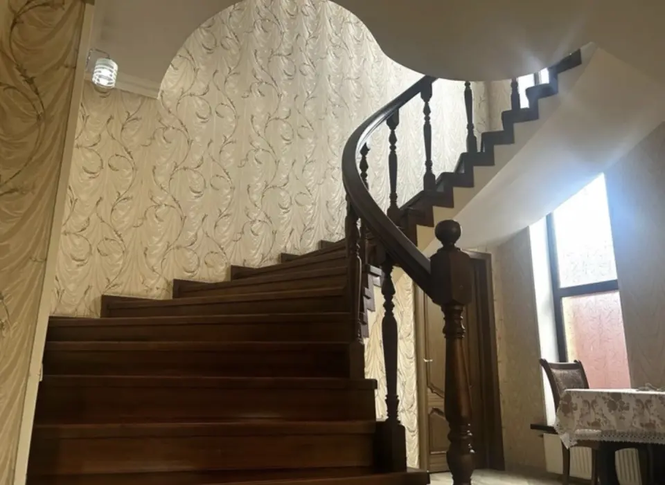 2-этажный дом, 187 м² на 4,8 сот. в Крымске