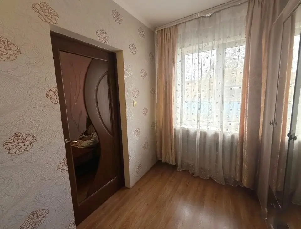 4-комн. квартира, 73 м² в Крымске
