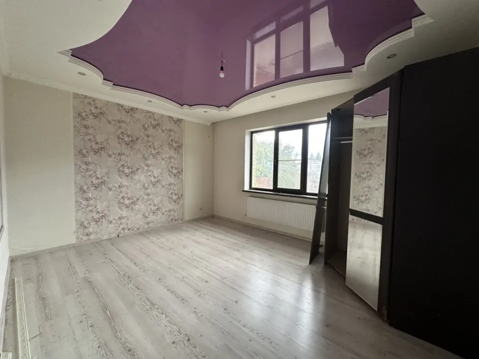 2-этажный дом, 200 м² на 11 сот. в Нижнебаканская ст-це