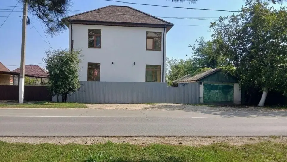 2-этажный дом, 112 м² на 5,1 сот. в Крымске