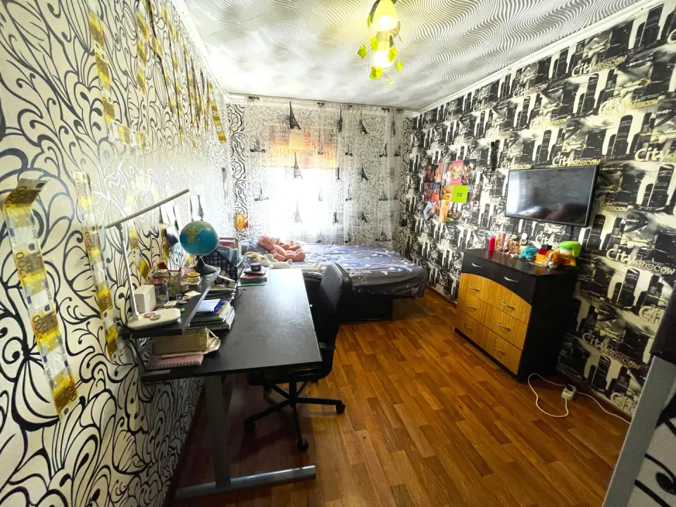 3-этажный дом, 196 м² на 7,6 сот. в Крымске