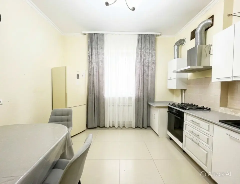 2-этажный дом, 230 м² на 5 сот. в Крымске