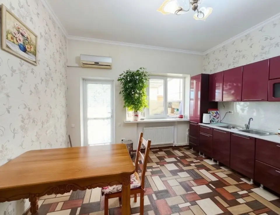 1-этажный дом, 100 м² на 7 сот. в Крымске