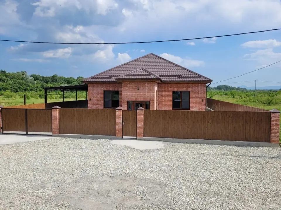 1-этажный дом, 112 м² на 6 сот. в Крымске