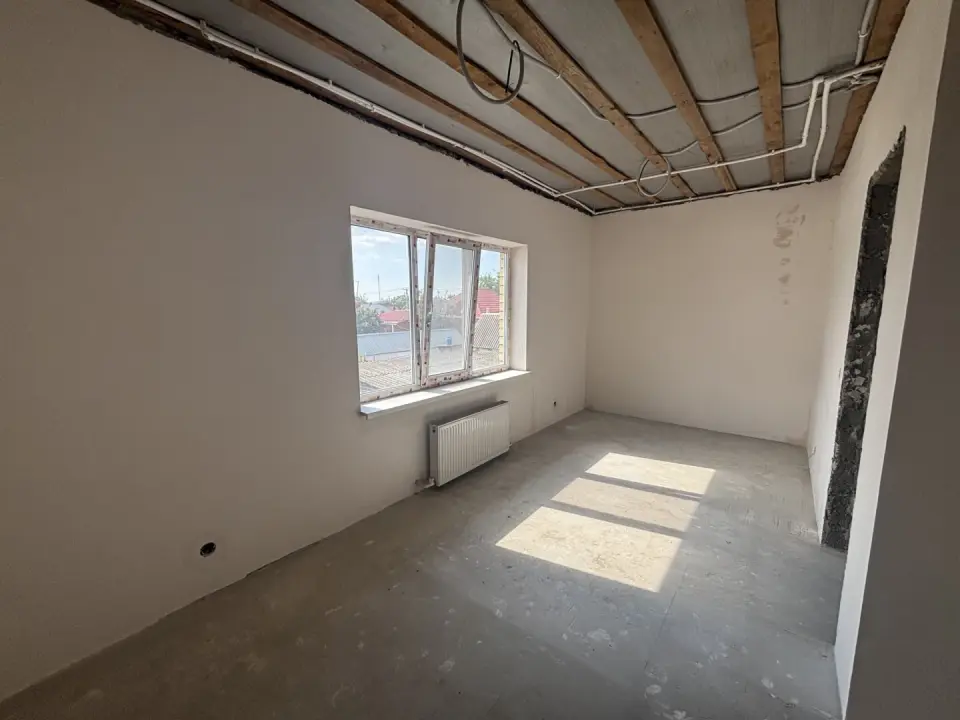 3-этажный таунхаус, 150 м² на 2 сот. в Крымске